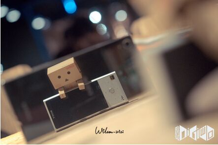 索尼WalkmanZX100简约精致更大潜能